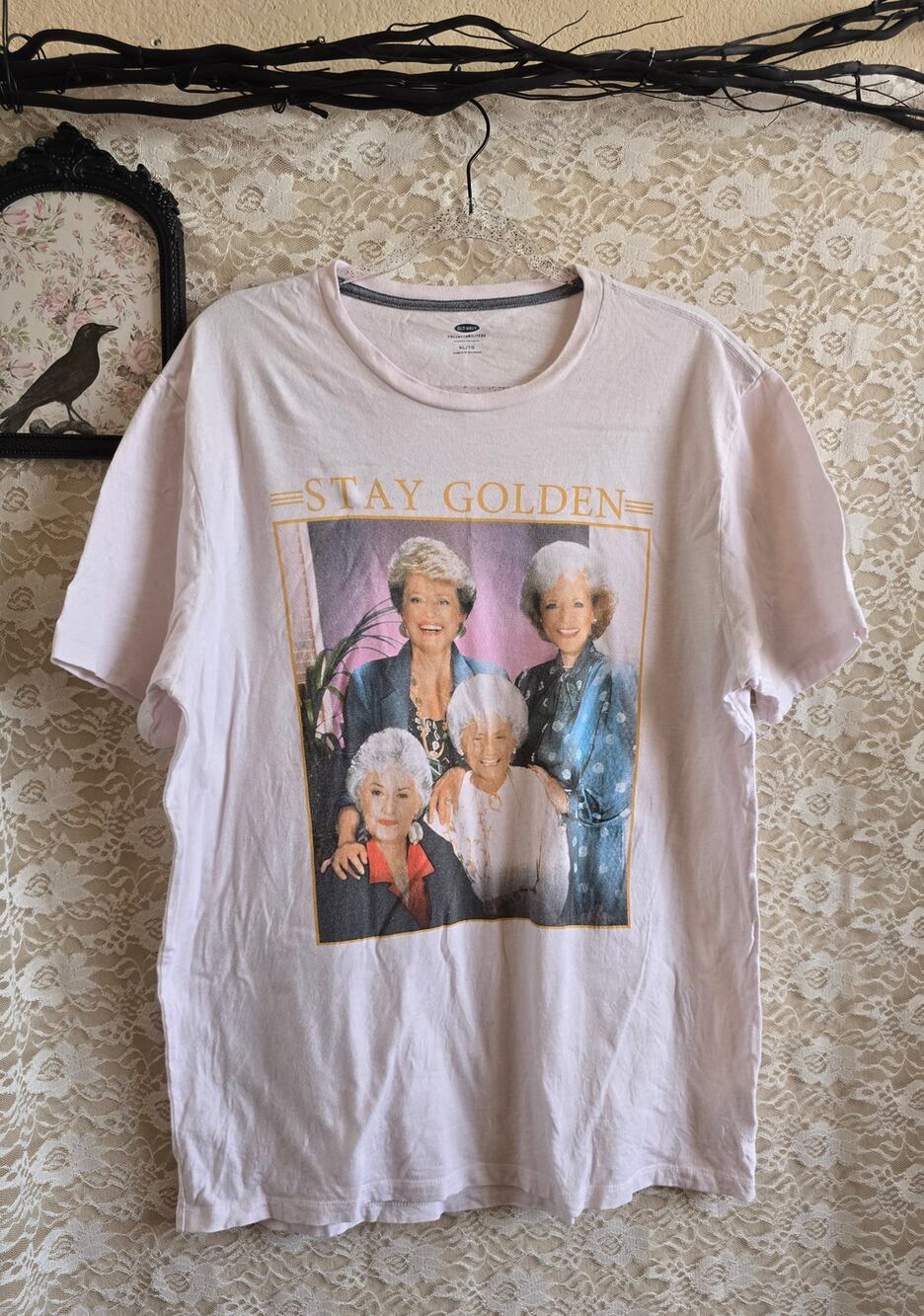Golden Girls - light pink "Stay Golden" graphic tee - pop - nostalgia - 90s- 80s